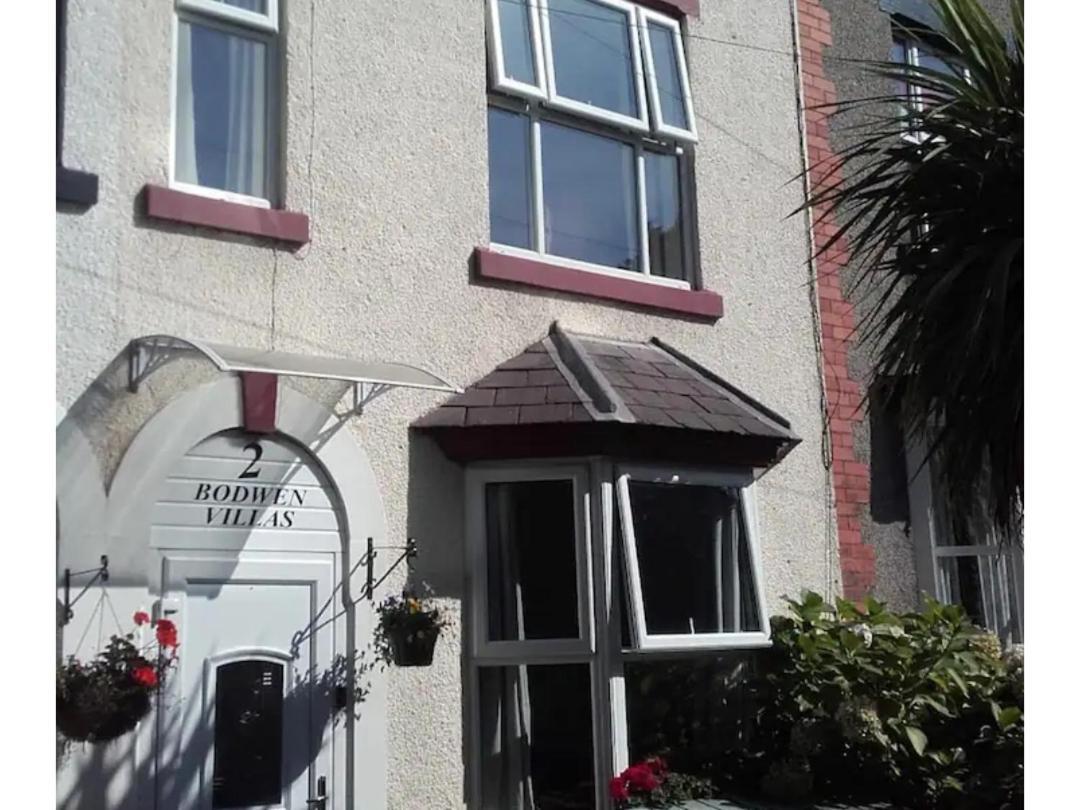 2 Bodwen Villas Llangollen Esterno foto
